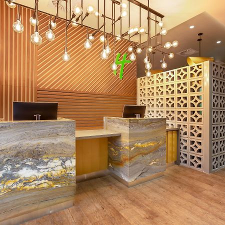 Holiday Inn - Piura By Ihg Екстериор снимка
